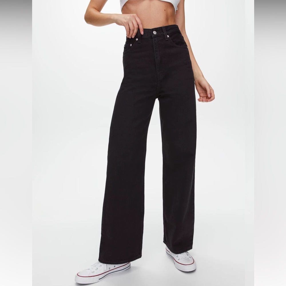 Levi’s High Loose Jean in Black